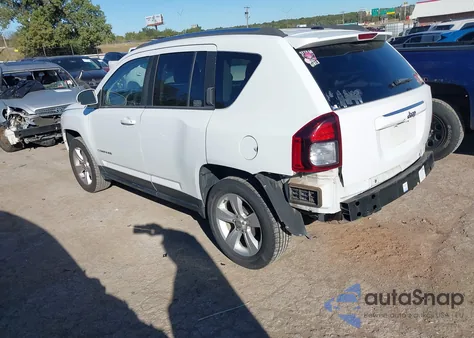 2015 Jeep Compass High Altitude Edition из США, поврежденный, VIN 1C4NJCEA3FD263381